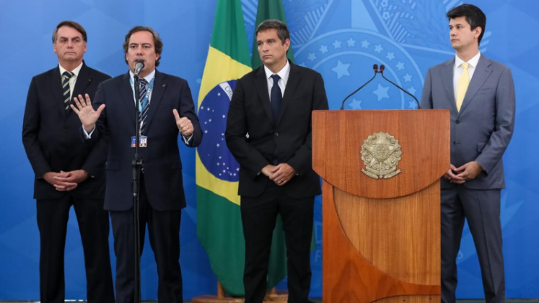 Pedro Guimarães mostra como a pandemia acelerou a transformação digital da Caixa e ampliou seu alcance.
