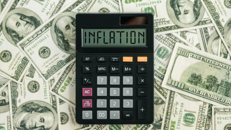 Alex Nabuco dos Santos mostra como o câmbio e a inflação moldam as oportunidades de investimento no setor imobiliário.